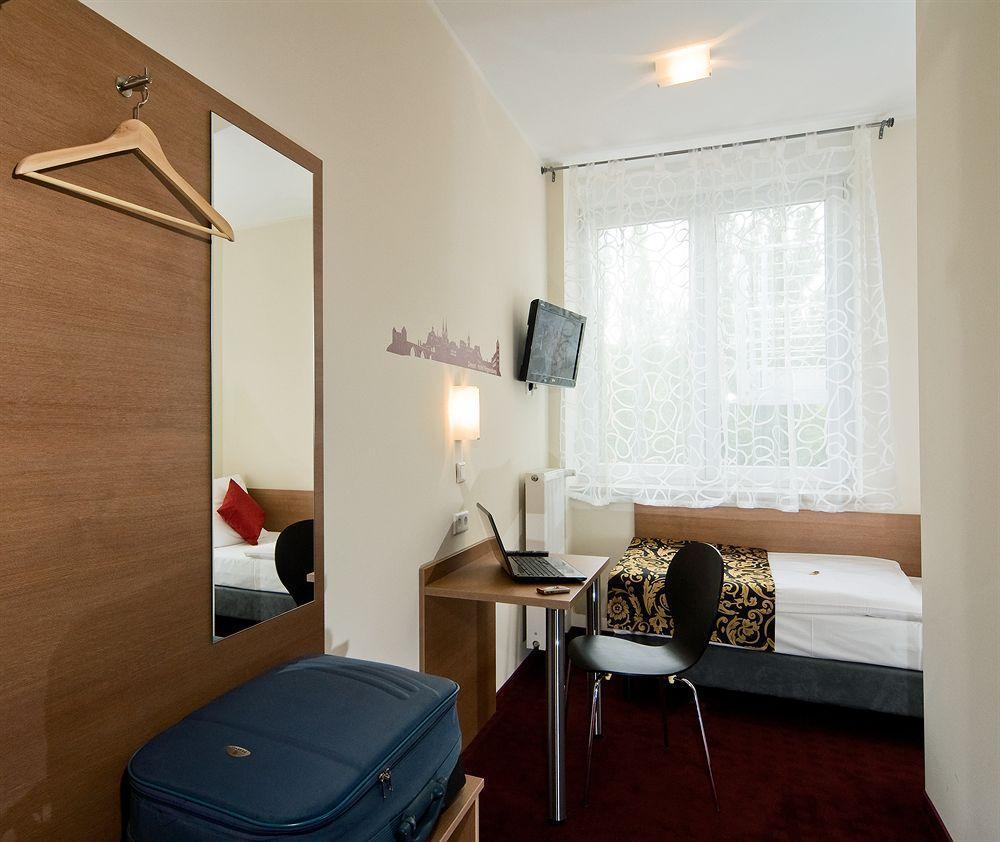 Mcdreams Hotel Muenchen - Messe Feldkirchen  Exterior photo