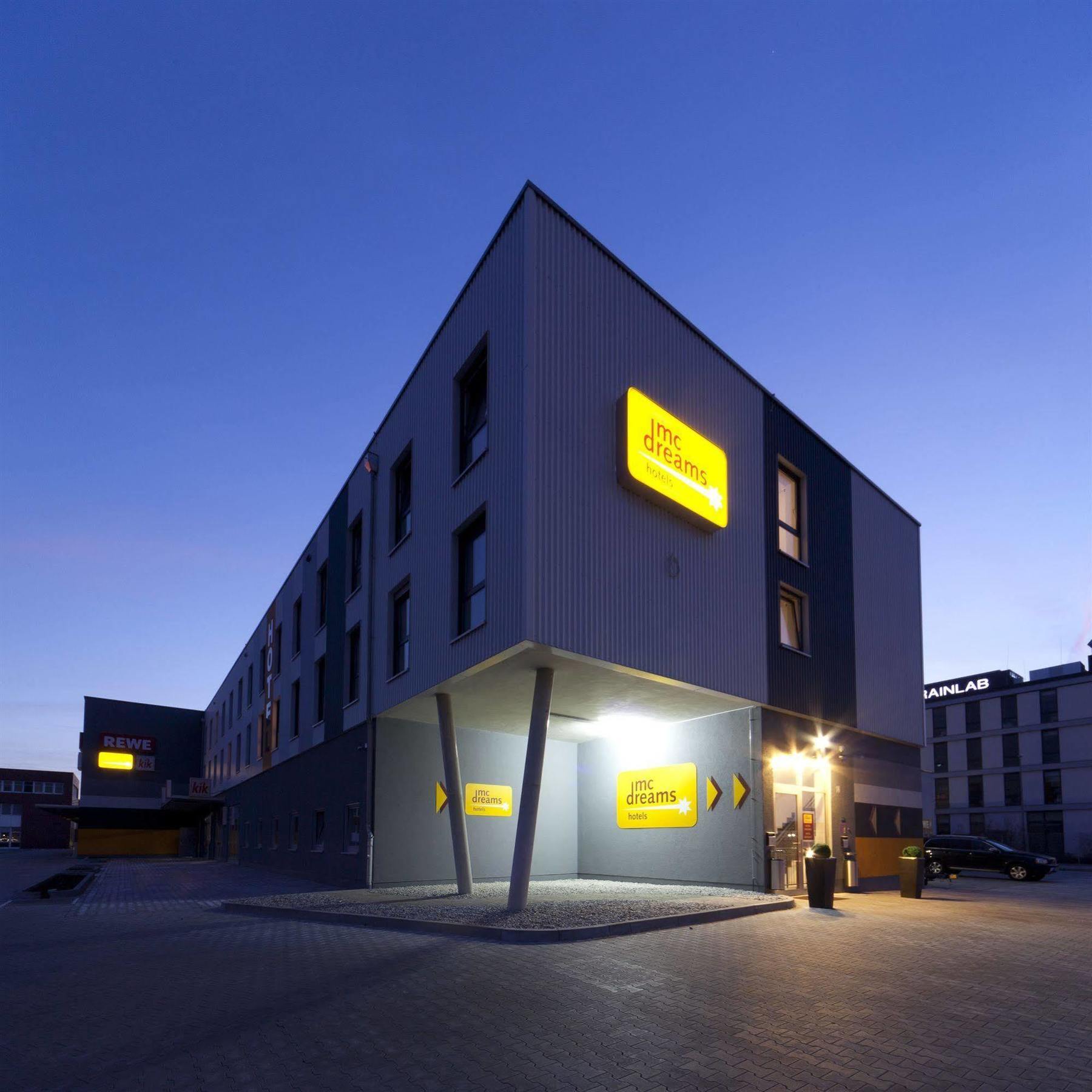 Mcdreams Hotel Muenchen - Messe Feldkirchen  Exterior photo