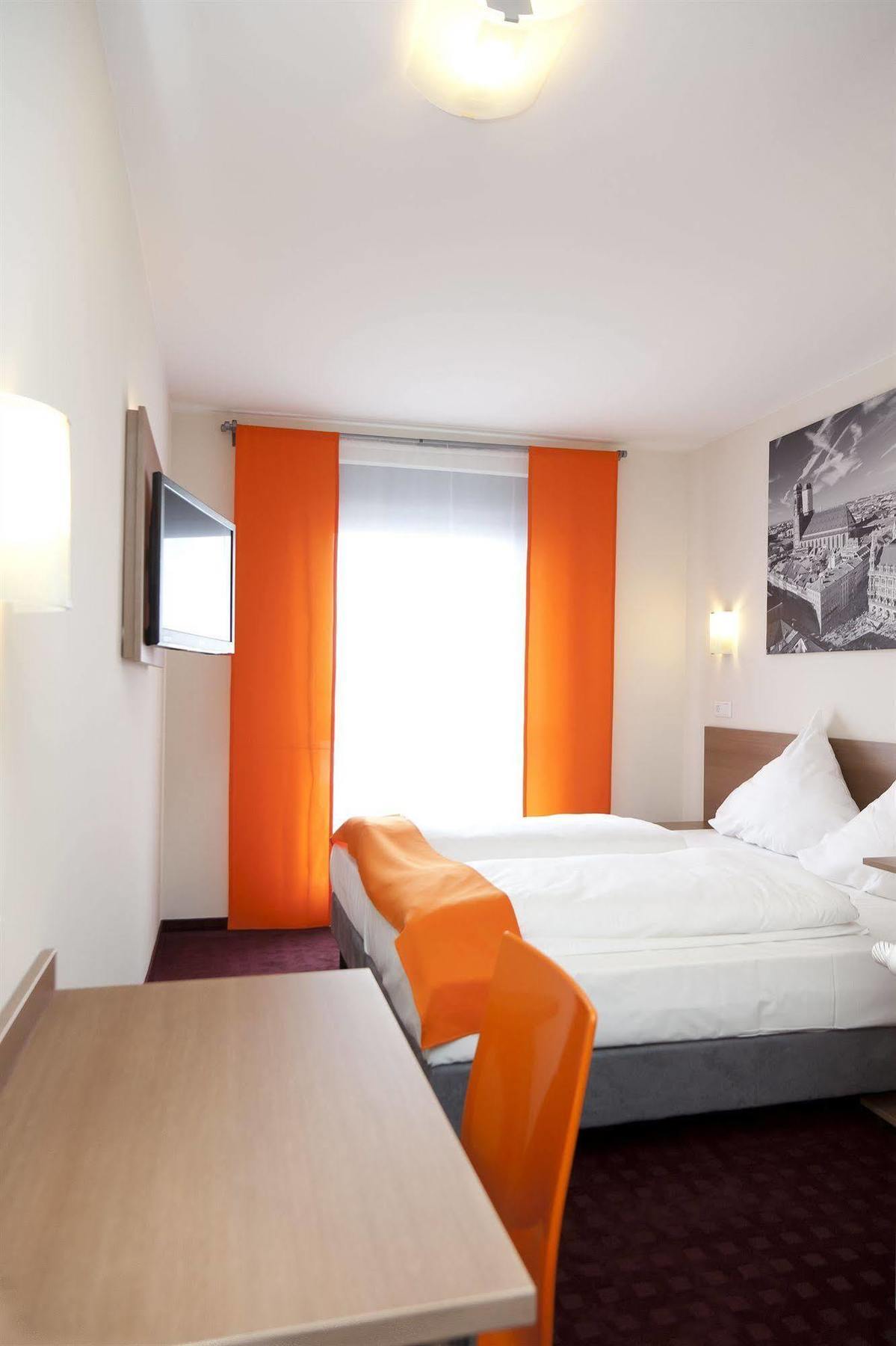 Mcdreams Hotel Muenchen - Messe Feldkirchen  Exterior photo